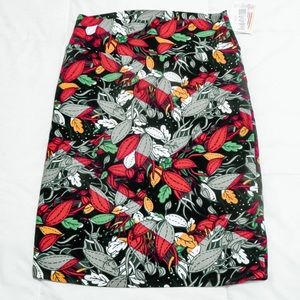 LuLaRoe - Size S Cassie Skirt